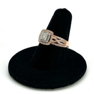 10k rose gold, 1/2 cttw genuine diamond ring, size 7